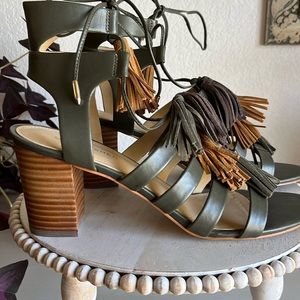 Marc Fisher Playful leather ankle lace up tassels Olive Ash EUC Size 10